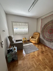 Sala para atendimento terapêutico na Casa Baobá, na Vila Mariana